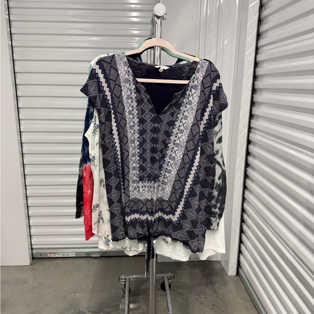 Lucky Brand | Geometric Patterned Navy Top | size 2X